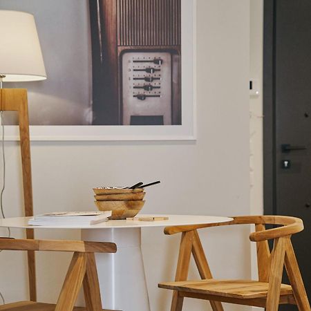 Viola Comfort Suite Atenas Exterior foto