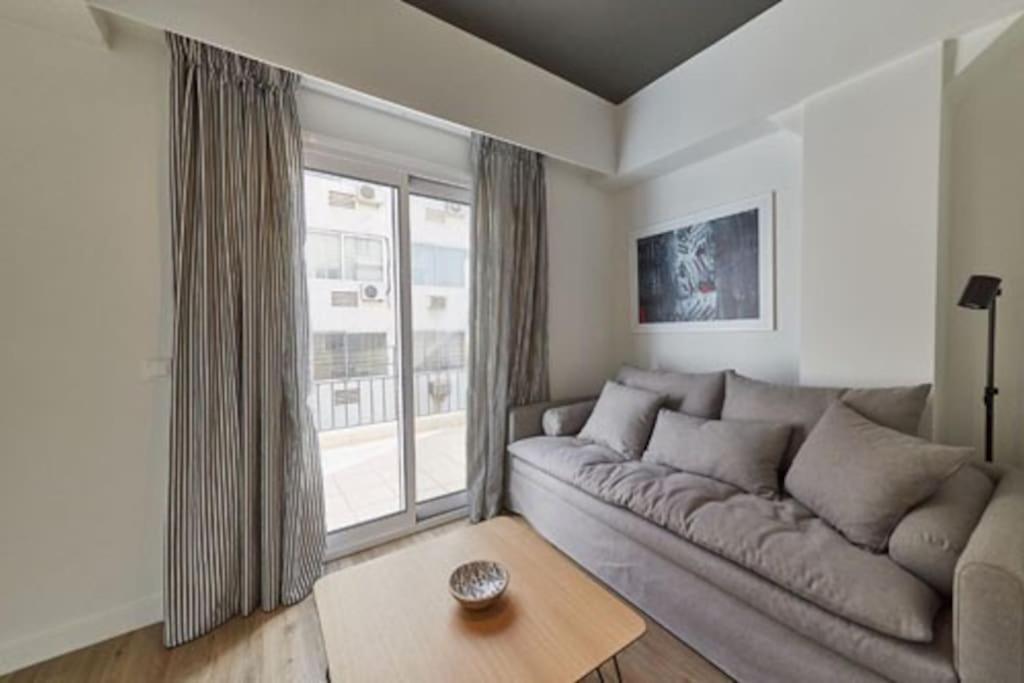 Viola Comfort Suite Atenas Exterior foto